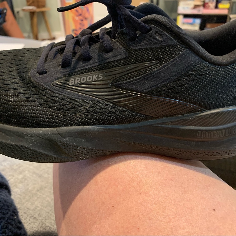 Brooks Black Running Shoe with Monochrome Detailing